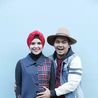 Indra Bekti mengaku sedikit kaget dengan kehadiran anak ketiganya. Meski demikian, ia bersyukur karena masih dipercaya dengan kehadiran buah hatinya. (Galih W. Satria/Bintang.com)