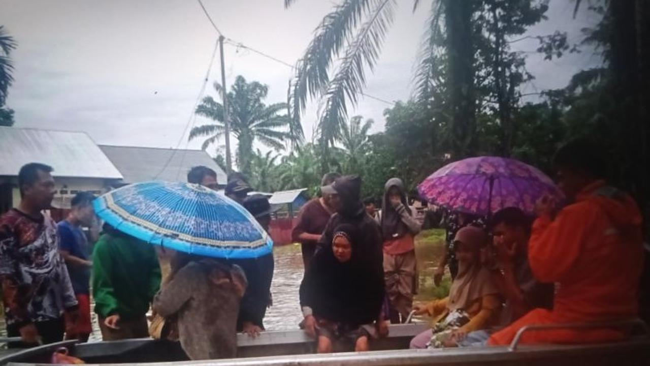 BPBD Agam Lakukan Evakuasi Korban Banjir Bawan, Ratusan Warga Terdampak