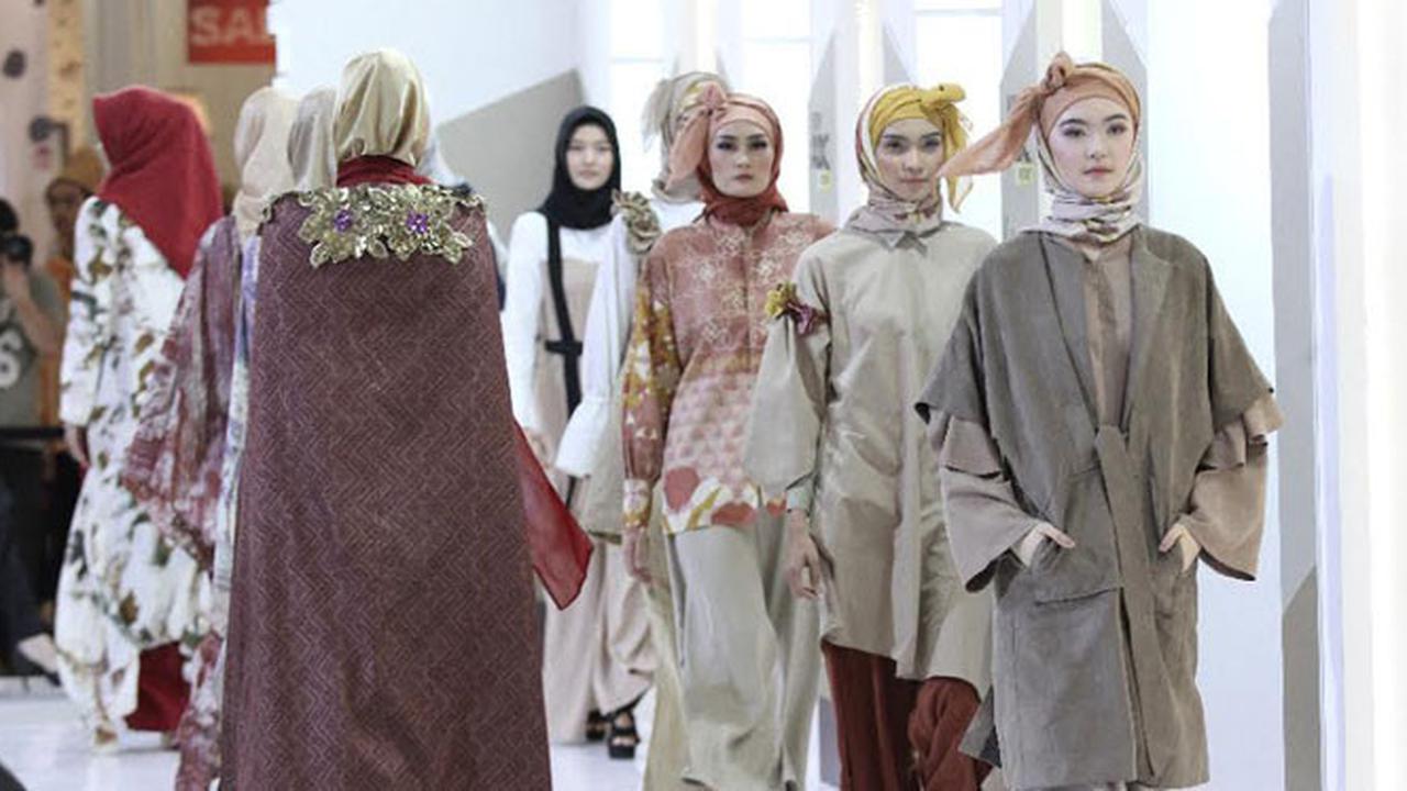 Fashion Show Coffetone dari Dian Pelangi & Designer Muda Berbakat