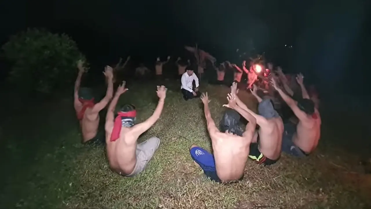 Viral Video 30 Dukun Santet Serang Israel Pakai Rudal Jin, Netizen Geleng Kepala