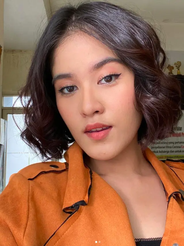 7 Potret Ashira Zamita