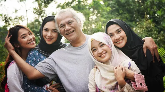 Jelang Ramadhan, Ini 6 Potret Pemain Sinetron Para Pencari Tuhan Jilid 15