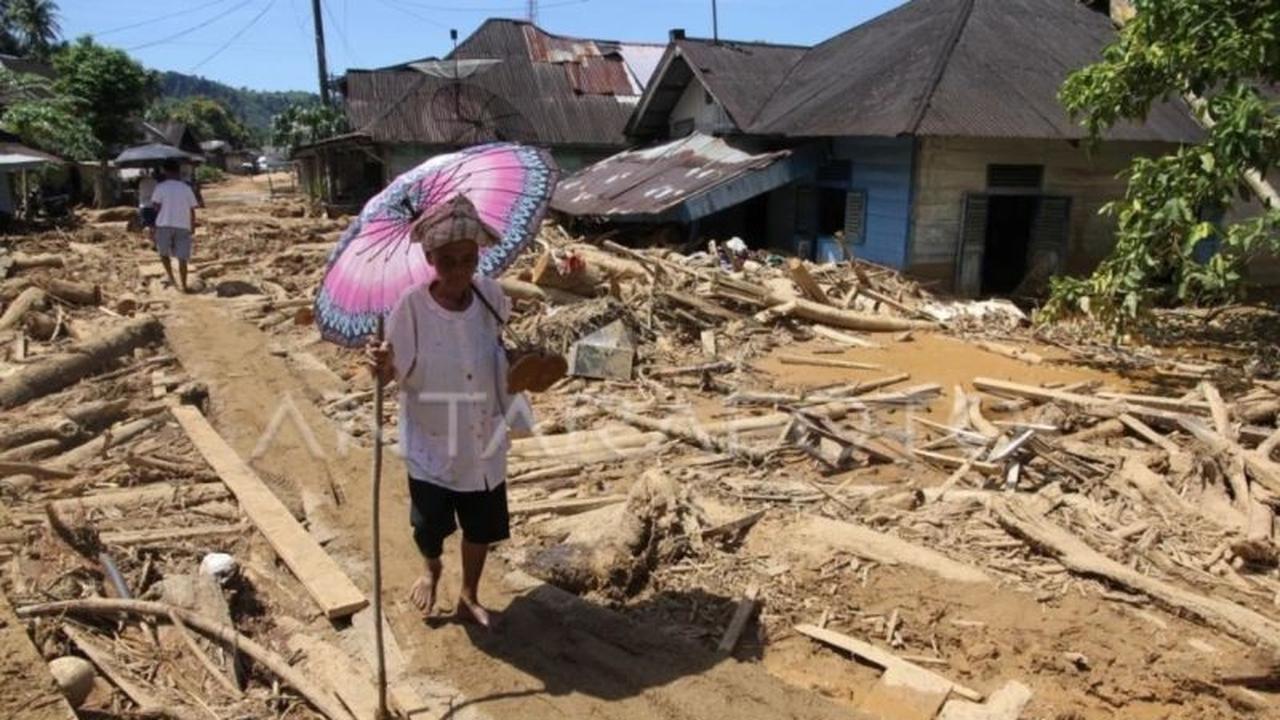 Wagub Sumut Fokus Percepatan Pemulihan Bencana Sumut di Lima Daerah Terdampak Parah