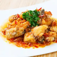 ilustrasi Gurame Goreng Saus Pedas Manis