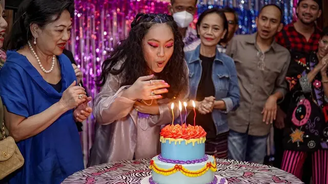 Jadi Dancer Agnez Mo, Ini 6 Potret Nayyara Anak Kedua Tora Sudiro