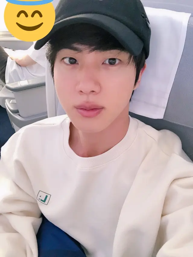 Jin BTS/@twitter BTS_twt