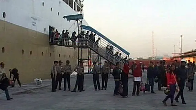Banyak Pendatang Baru Jakarta Tiba di Tanjung Priok