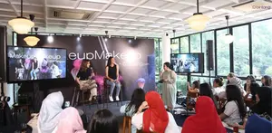 Bintang.com kembali menggelar MakeupMakeup, kali ini dengan bintang tamu Aurelie Moeremans dan beauty vlogger Tasya Farasya.