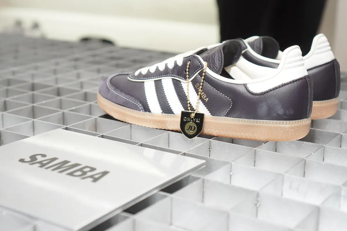 adidas Samba