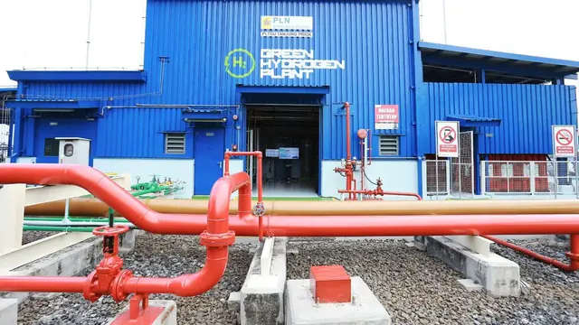 Green Hydrogen Plant (GHP) di PLTGU Priok (sumber: PLN IP)