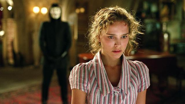 V For Vendetta (2005)