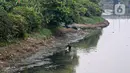 Saat musim hujan, air melimpah dari lima sungai akan mengalir ke KBT hingga ke permukiman. Lima sungai itu, yakni Sungai Cipinang, Sungai Sunter, Sungai Buaran, Sungai Jati Kramat, dan Sungai Cakung. (Liputan6.com/Faizal Fanani)
