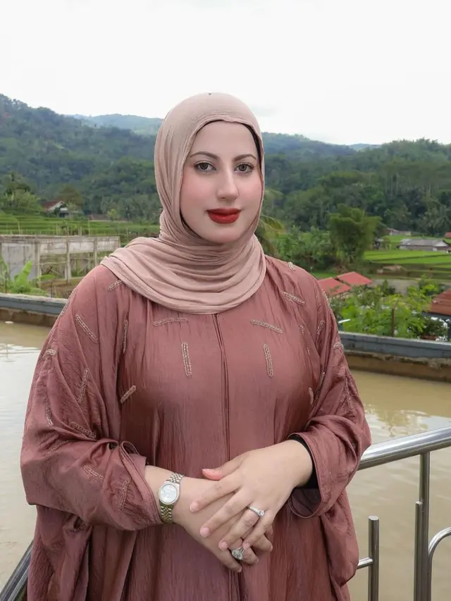 Ini kontroversi Tasyi Athasyia yang menuai kritik. (credit:instagram.com/tasyiiathasyia)