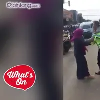 Tak Terima Ditilang, Seorang Ibu Aniaya Polisi