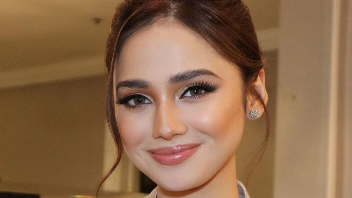 Tutorial Membuat Winged Eyeliner: Langkah Mudah untuk Tampilan Dramatis