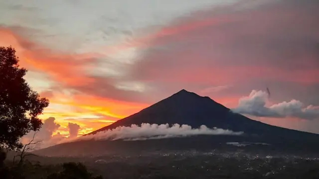 Pemandangan Gunung Tanggamus @aanmocha