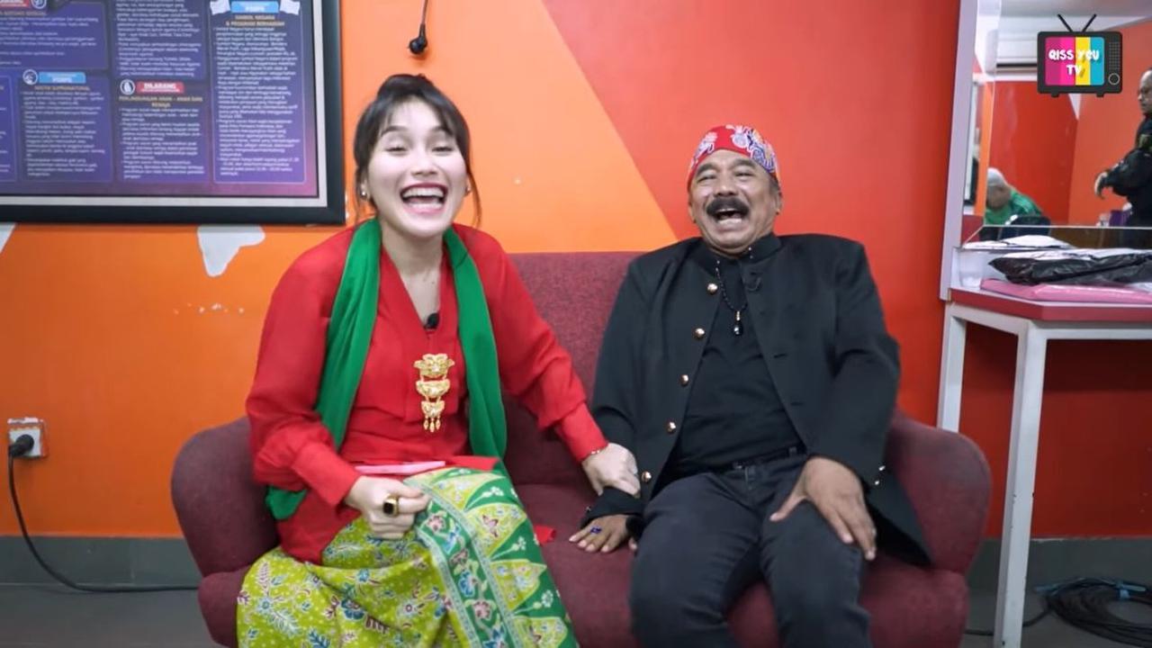 Terkenal Sebagai Komedian, Begini Asal Mulanya Nama Opie Kumis 'Emak Gue Ambil dari Tukang Gendang