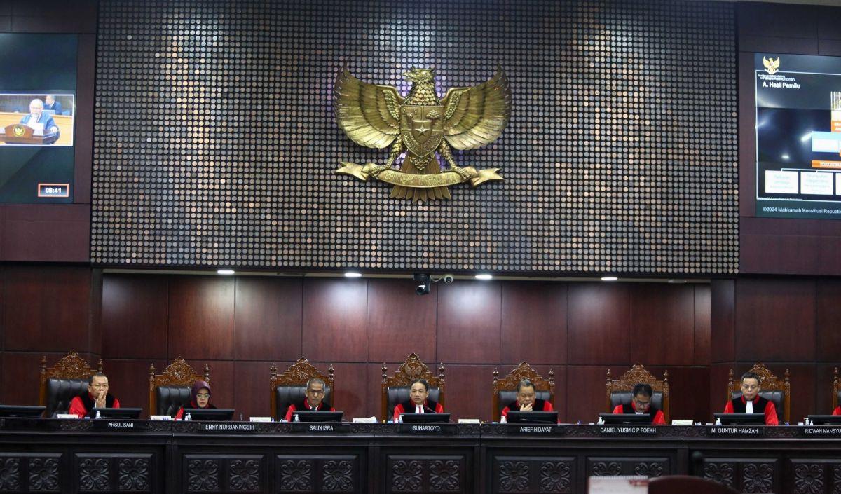 Selain itu juga, menurut Alimudin, pihaknya akan terus menggaungkan perubahan sehingga berharap agar Anies Baswedan ada di jalur perubahan dan tidak tergoda oleh sesuatu hal.