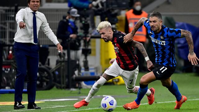 Zlatan Ibrahimovic Bawa AC Milan Taklukan Inter Milan di Derby Della Madonnina