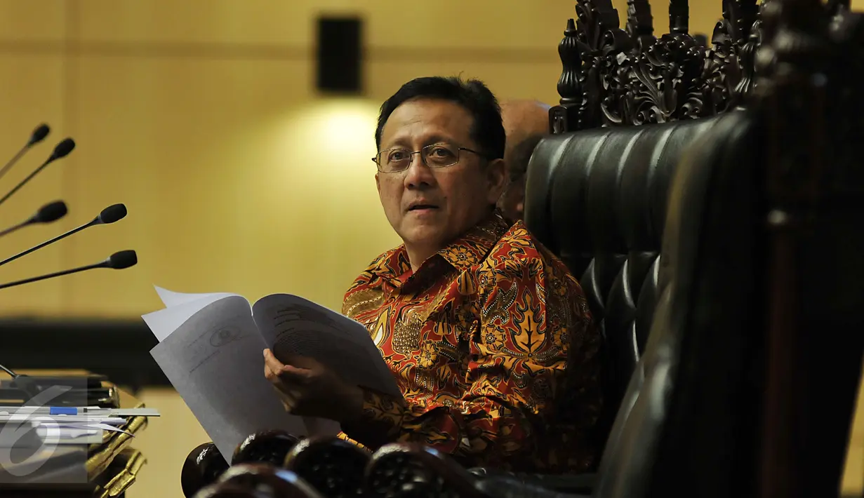 Ketua DPD RI Irman Gusman menjadi pembicara, Jakarta, (24/2). UU Tapera tidak menempatkan pemerintah sebagai pihak yang bertanggung jawab mengelola dana perumahan dan  semangat filosofinya bertolak belakang dengan UU PKP. (Liputan6.com/JohanTallo)