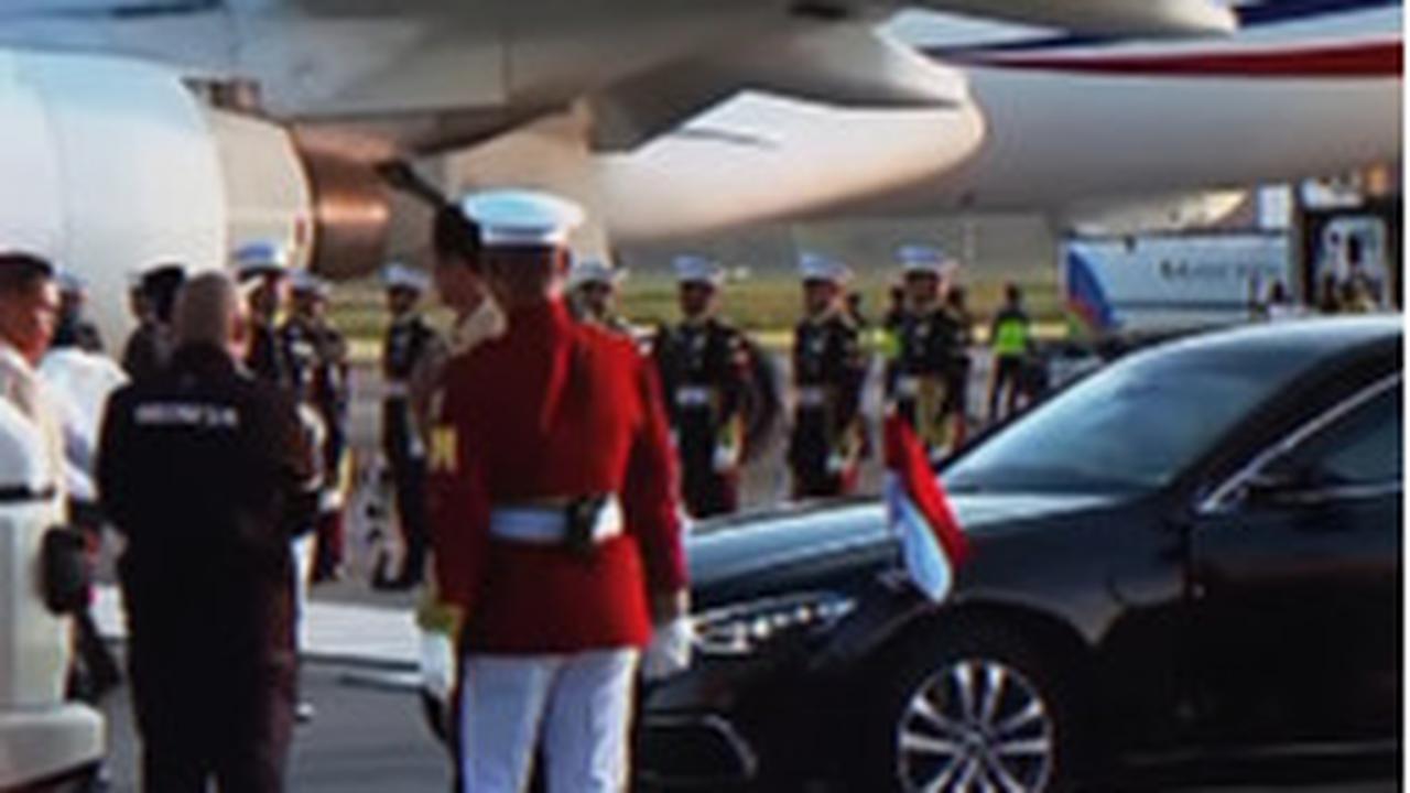 Momen Didit Nyaris Salah Kostum saat Hendak Temani Prabowo Antar Presiden Prancis