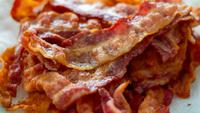 How to Cook Bacon in an Oven So It's Crispy and Crunchy