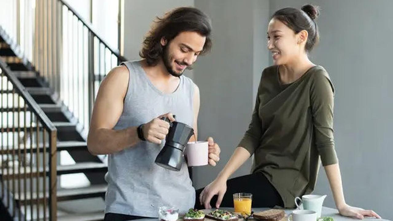 Ini Sederet Ciri-ciri Pria Jatuh Cinta Tapi Gengsi, Berikut Tips Mengungkapkan Isi Hati
