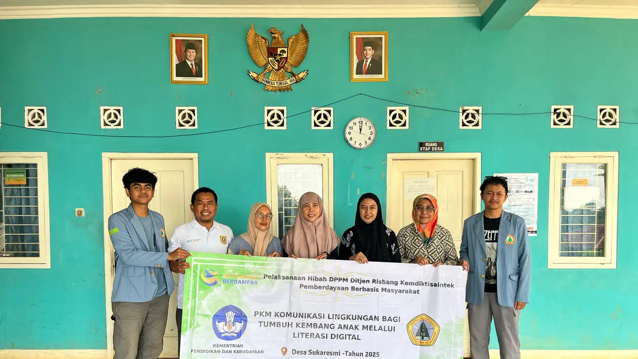 PKM Fikom UPDM(B) di Sukaresmi meningkatkan pengetahuan komunikasi lingkungan dan literasi digital (Liputan6)