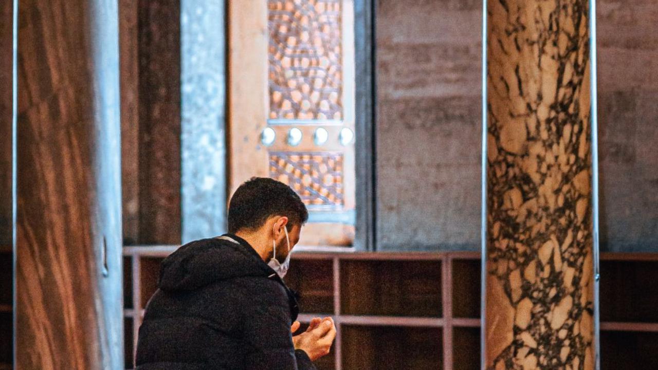 Doa Makan Sahur Arab Latin dan Terjemahannya, Wajib Dihafalkan
