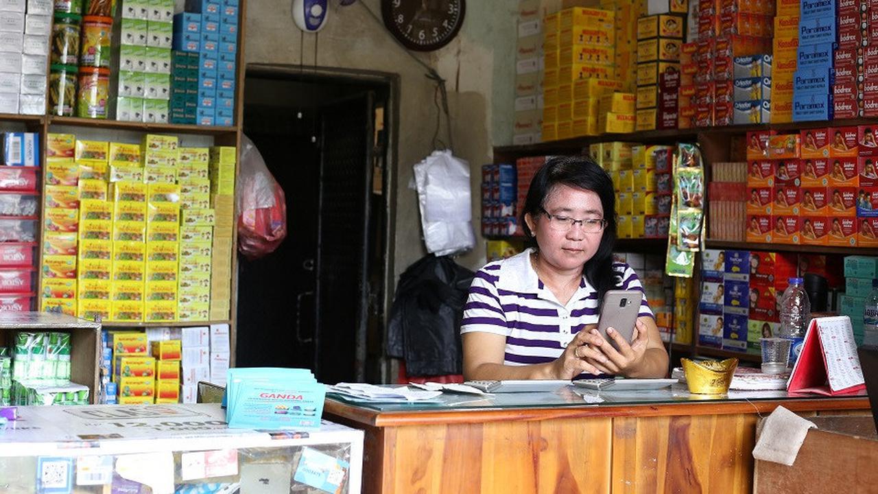 Larangan Jual Rokok Eceran Bisa Bikin Warung Kelontong Rugi