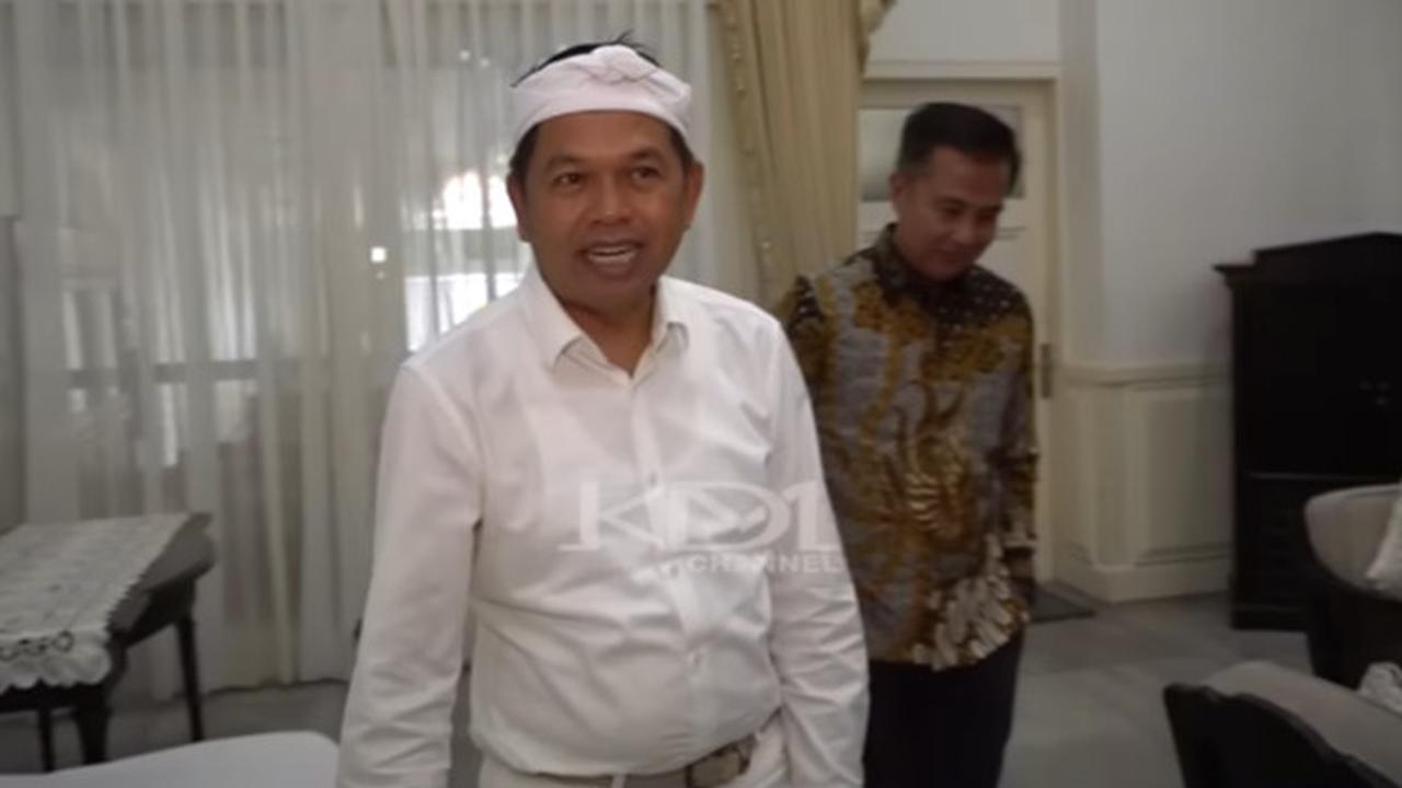 Tempat Tidur Masih Asli, Dedi Mulyadi Puji di Gedung Pakuan Ada Kamar Soekarno 'Awas Jangan Nakal Kalau Tidur di Sini