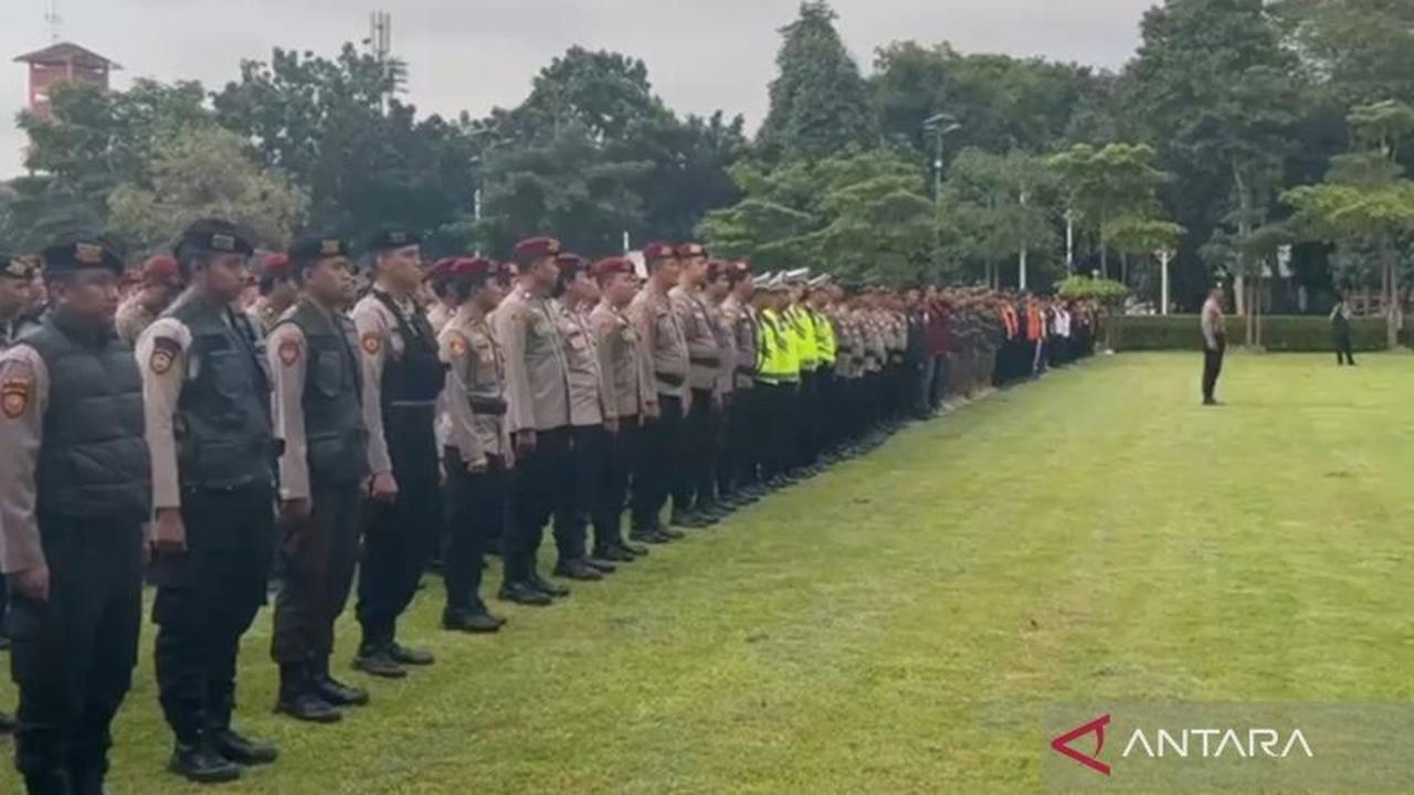 Polres Jakbar Fokus Pengamanan Mudik dan Harga Pokok dalam Operasi Ketupat 2026 Jakarta Barat