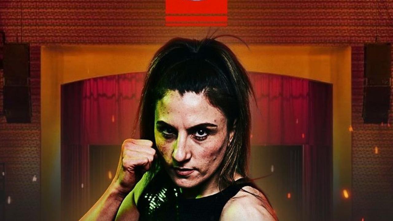 Elif Nur Turhan KO Ayadi di Ronde Keenam: 'The Golden Turk' Raih Sabuk Juara Dunia Interim WBA Tanpa Kalah!