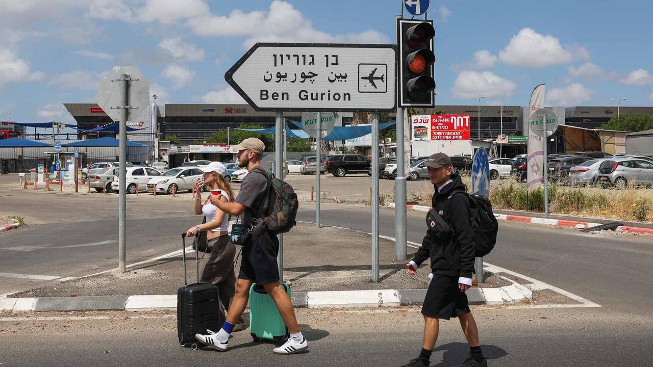 FOTO: Kepanikan Israel Saat Rudal Yaman Menghantam Kawasan Bandara Ben Gurion Israel