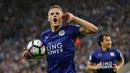 Leicester City mendapatkan kemenangan pertamanya pada ajang Premier League 2016-2017. The Foxes menekuk Swansea City dengan skor tipis 2-1 di King Power Stadium, Sabtu (27/8/2016). (Reuters/Darren Staples)