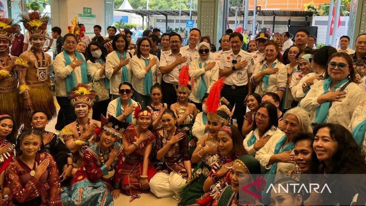 KAI Wisata Semarakkan Mudik Lebaran 1447 H dengan Hiburan Budaya dan Takjil