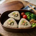 Cara Membuat Onigiri Tuna Mayo Tanpa Nori, Gurih dan Praktis untuk Bekal