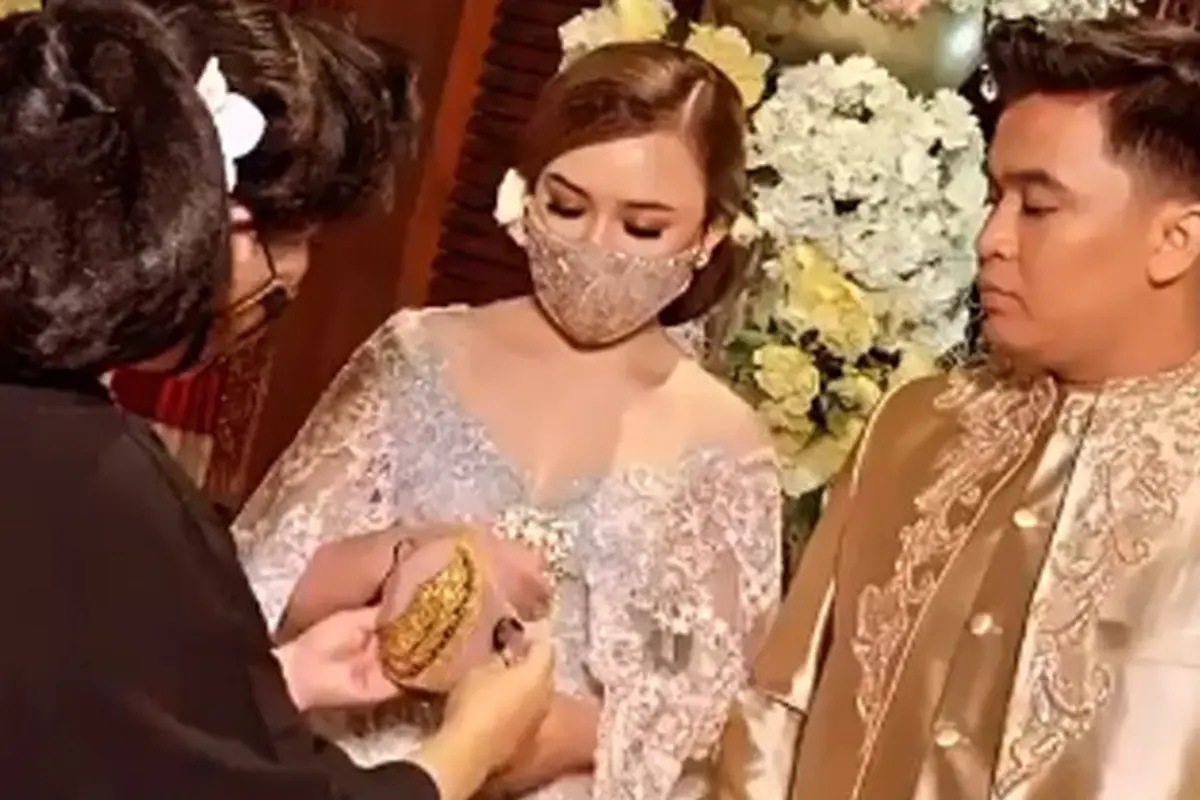 [Fimela] Amanda Manopo dan Billy Syahputra