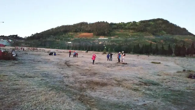Embun es Dieng. (Foto: Liputan6.com/UPT Dieng/Muhamad Ridlo)