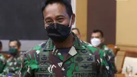 KSAD Jenderal TNI Andika Perkasa bersiap untuk menjalani uji kelayakan dan kepatutan calon Panglima TNI di gedung DPR, Jakarta, Sabtu (6/11/2021). Andika Perkasa diajukan Presiden Joko Widodo sebagai Panglima TNI menggantikan Marsekal Hadi Tjahjanto yang pensiun bulan ini (Liputan6 com/Angga Yuniar)