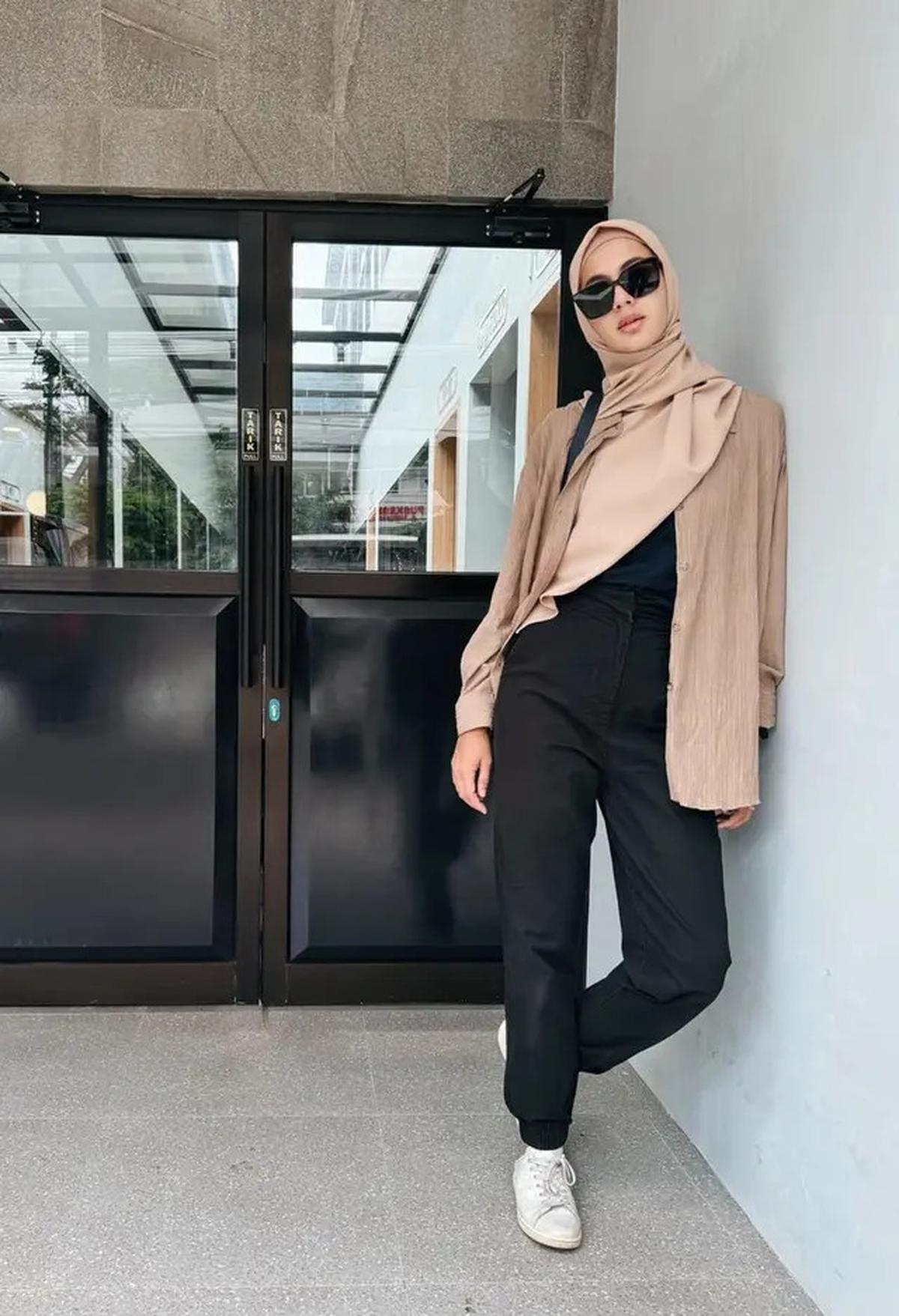 7 Potret Paula Verhoeven Mulai Berhijab, Awal Pisah Rumah dengan Baim Wong