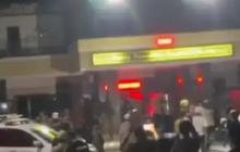 Malam-Malam Massa Datangi Polres Lumajang Jebol Pintu Gerbang, Protes Pelaku Pencurian Tewas