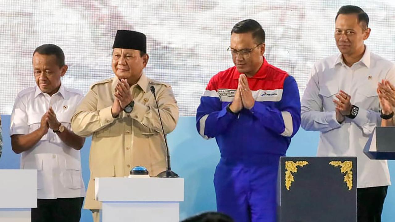 FOTO: Kilang Terbesar di Indonesia Resmi Beroperasi di Balikpapan