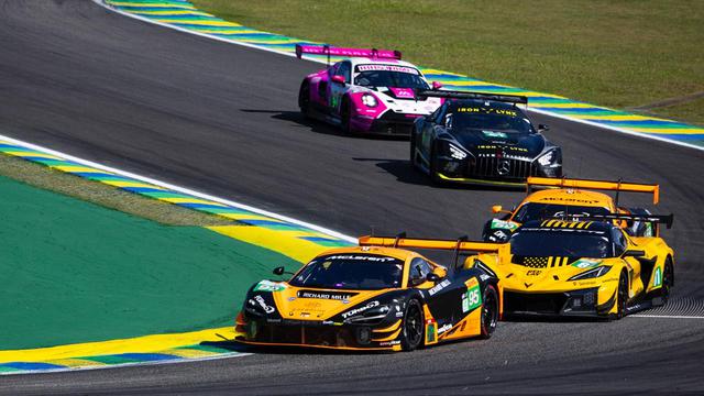 Sean Gelael dan tim United Autosports