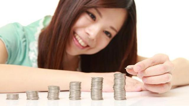 5 Tanda Istri Jago Mengatur Keuangan Keluarga - Bisnis ...