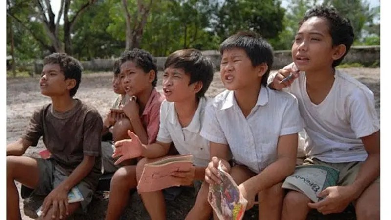 Beda Penampilan 5 Anak Kecil di Film Laskar Pelangi, Bikin Pangling