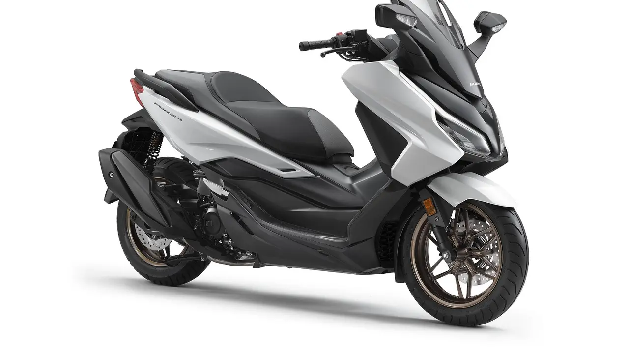 Honda Forza Punya Warna Baru Bikin Tampilan Makin Berkelas (ist)