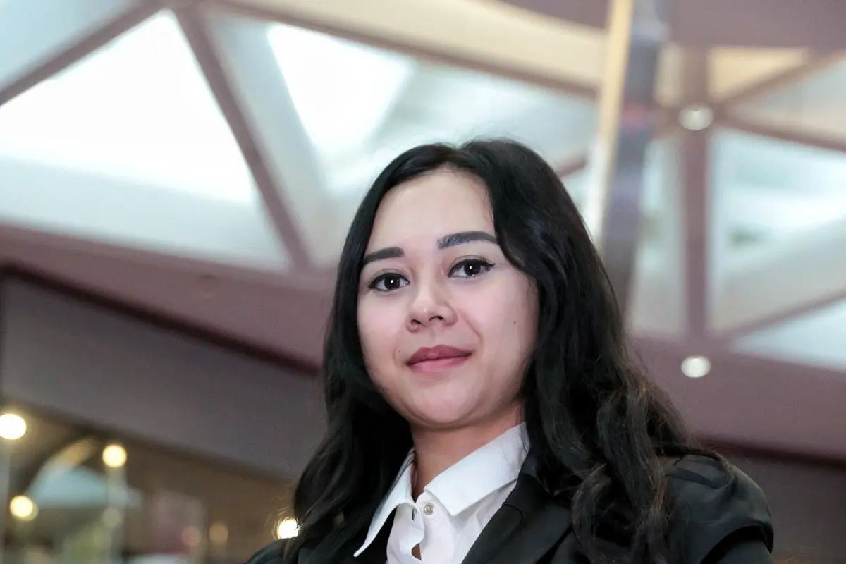 [Bintang] Aura Kasih