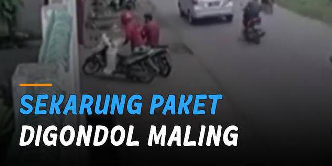 VIDEO: Ditinggal Masuk Antar Barang, Sekarung Paket Kurir Digondol Maling