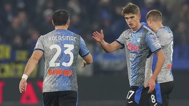 Foto: Tampilan Menawan Jersey Spesial Natal Milik Atalanta, Bawa La Dea Kukuh di Puncak Klasemen